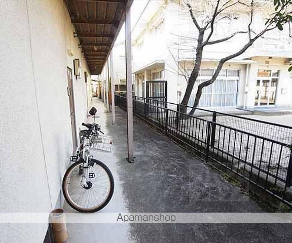 ハウスハクラクIIの玄関写真