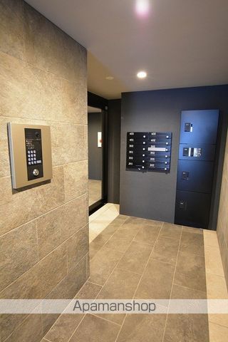 FOUR SEASONS 福住の玄関写真