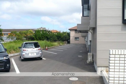 コーポラス幸武１０５[3DK/40m2]の駐車場