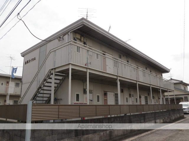 島原ハイツ A棟の外観写真