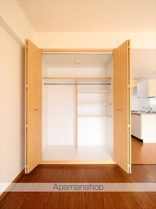 グランアルブル神田[1R/30m2]の収納