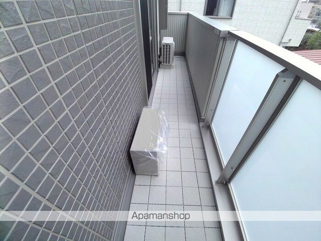 レフィナードの内装写真