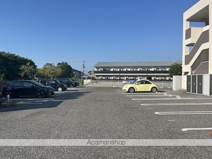 Ｇｒａｎｄｒｅａｍ[2LDK/54.88m2]の駐車場