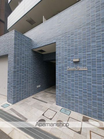 プランドール梅田の玄関写真