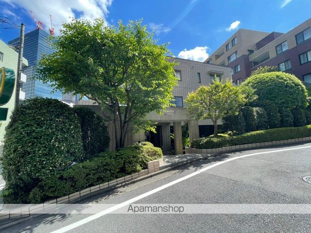 シャルマン中野坂上の外観写真