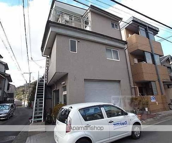 ヨシハラマンションの外観写真