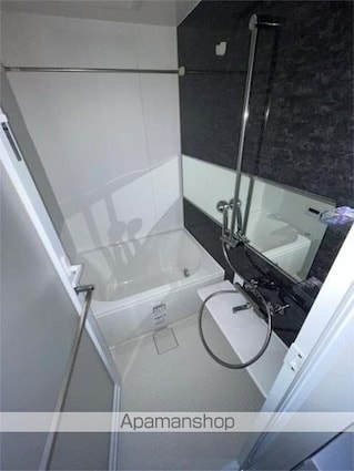 ＣＯＮＳＴＥＬＬＡＴＩＯＮ[1K/29.63m2]のバス