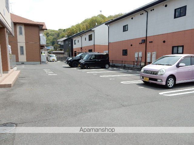 カトレアハイツII D棟の外観写真
