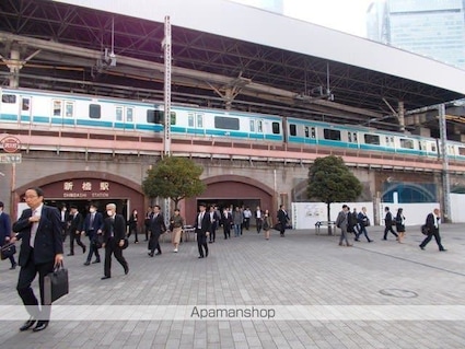 東京都港区東新橋２丁目[1K/30.02m2]の周辺5