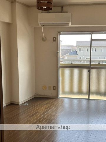 中島マンションの内装写真
