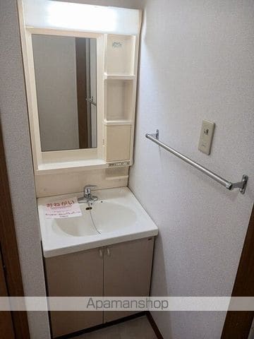 サンプレイス八木の内装写真