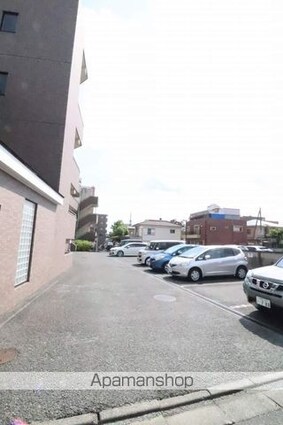 リヴェール・シモ[2LDK/56.34m2]の駐車場1