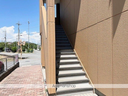 エルブライト[3DK/57.75m2]のエントランス