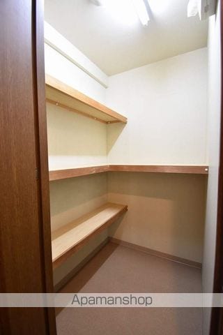 フロントシティ琴似D棟の内装写真