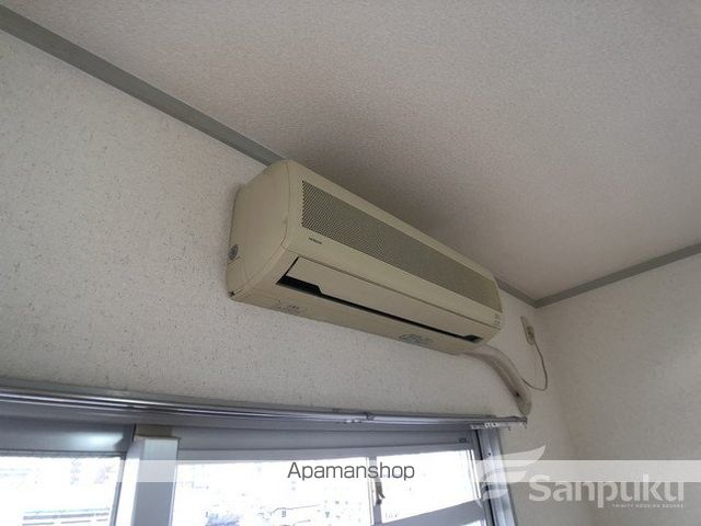 ハイツ南松山の内装写真