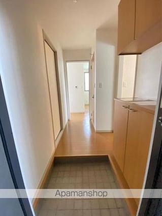 ＹＭハイツ　Ａ・Ｂ・Ｃ棟[2LDK/54.07m2]の玄関