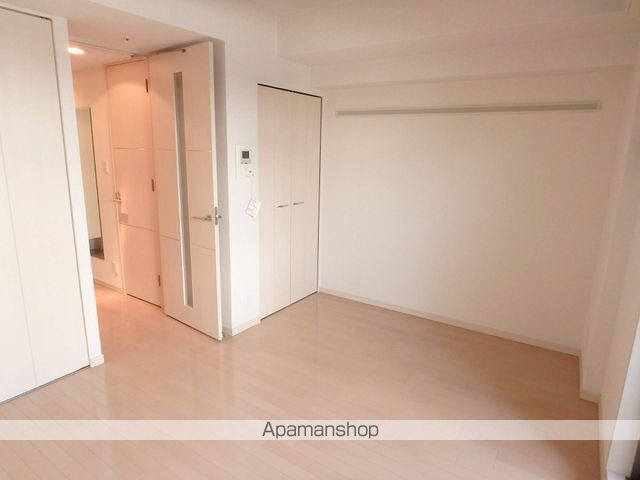 プレサンス三宮花時計前の内装写真