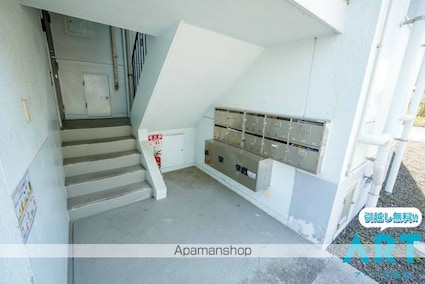 メゾン久米２号棟[3DK/52.8m2]のエントランス4