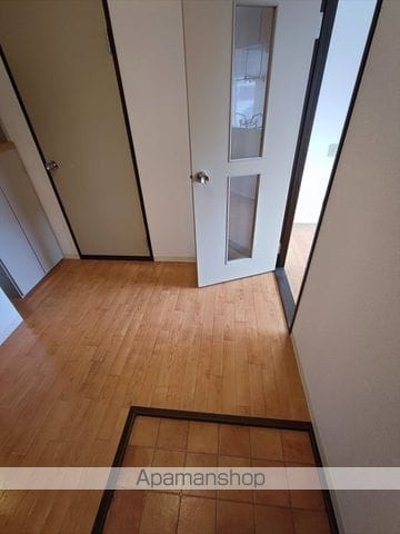 ビューラー広﨑IIの内装写真