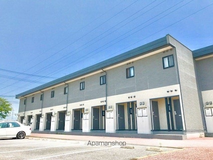 レオパレス彦根[1K/28.02m2]の外観1