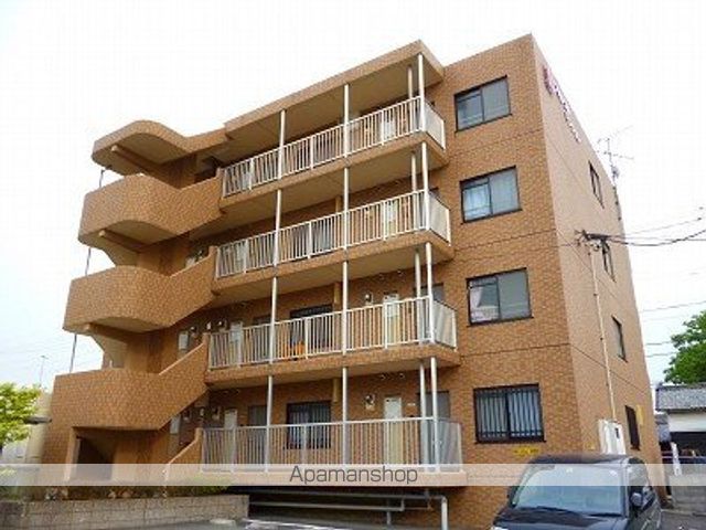 フォレストマンションの外観写真