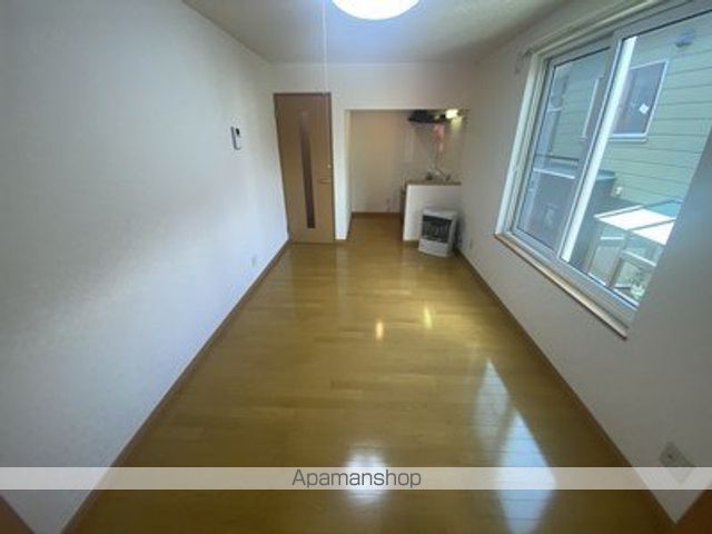 フロルドゥコルザIIの内装写真