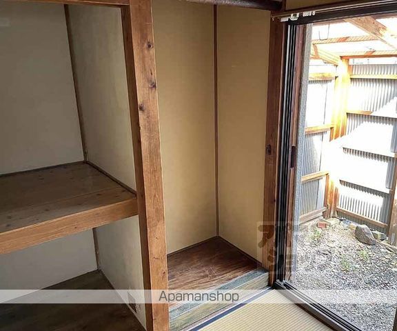 桂久方町貸家81の内装写真