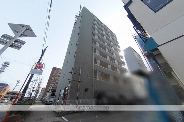 ライフコア駅南の玄関写真