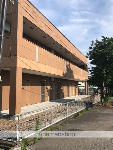 パル・川成の玄関写真