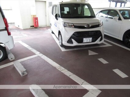 ネクサス太田[2DK/39.6m2]の駐車場