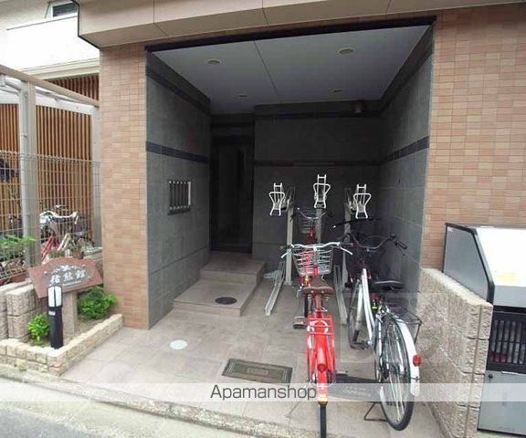 阪急電鉄京都線 大宮駅 徒歩8分 3階建 築19年の玄関写真