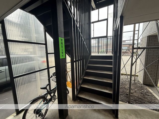 本町ハイツタイプIの玄関写真
