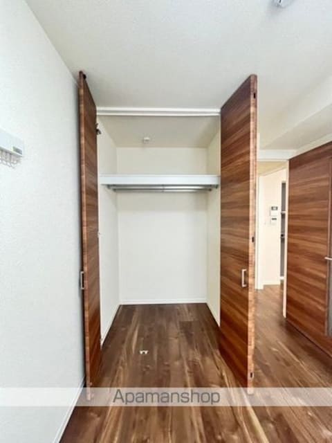 和歌山県和歌山市鷹匠町２丁目[2LDK/63.72m2]の収納