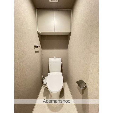 コンフォリア東新宿の内装写真