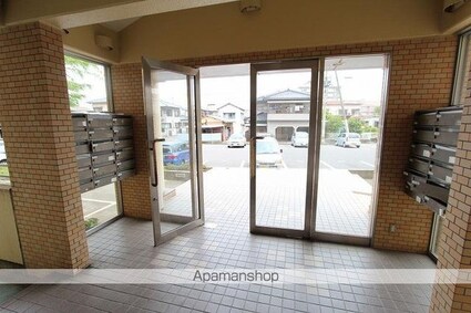 香川県高松市香西本町[3DK/51.03m2]のエントランス
