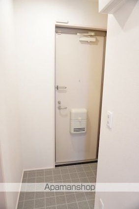 フレッチェ・ボスコⅡ（２）[1R/30.2m2]の玄関