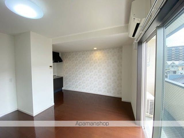 A.Z.A 鶴形の内装写真