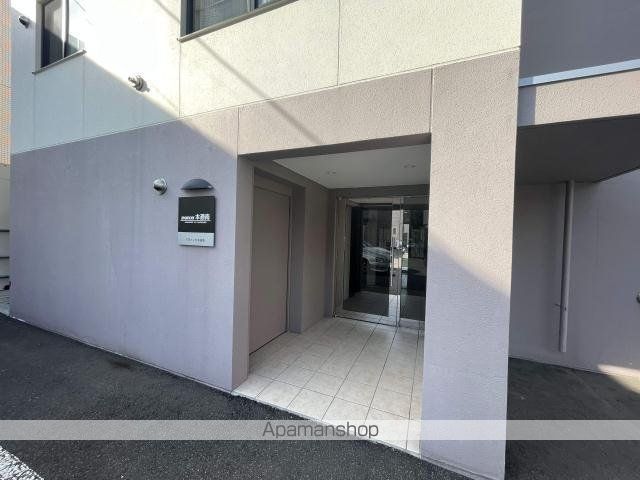 AVANCER本通南の玄関写真