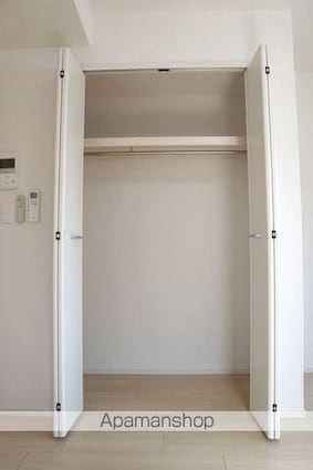 グランデール四谷[1K/25.47m2]の収納