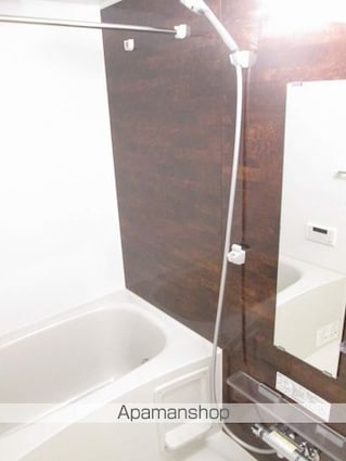 愛媛県四国中央市中曽根町[1K/30.87m2]のバス