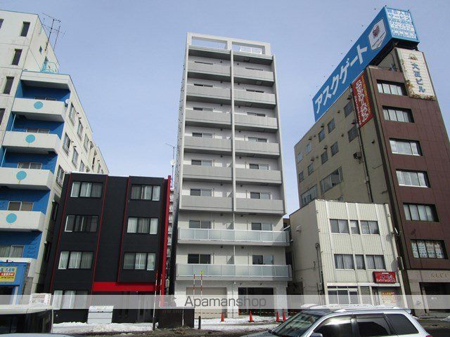 TROIS 1stの外観写真