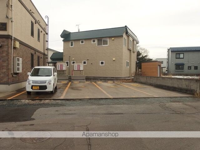 ウィルモアＤーｏｎｅ[2LDK/55.31m2]の駐車場
