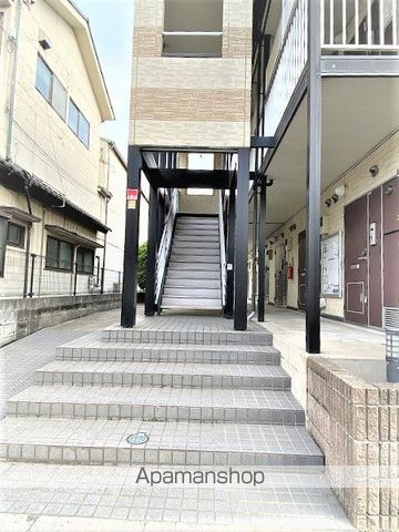 レオパレスディアコート 六木の外観写真