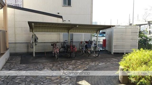 リファルジェント泉 B棟の内装写真