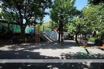 コンシェリア新宿ＨＩＬＬＳＩＤＥ　ＳＱＵＡＲＥ[1K/25.46m2]の周辺6