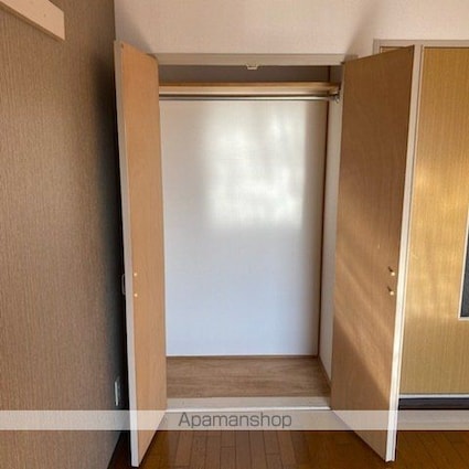 サントマンション大津[1K/24.3m2]の庭