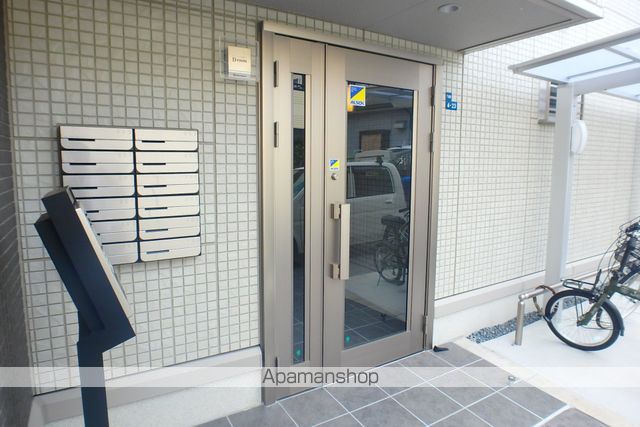 プリズムの玄関写真