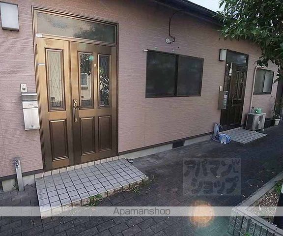 三宅タウンAの玄関写真
