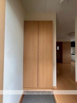 キャナル春日町[1R/24m2]の玄関