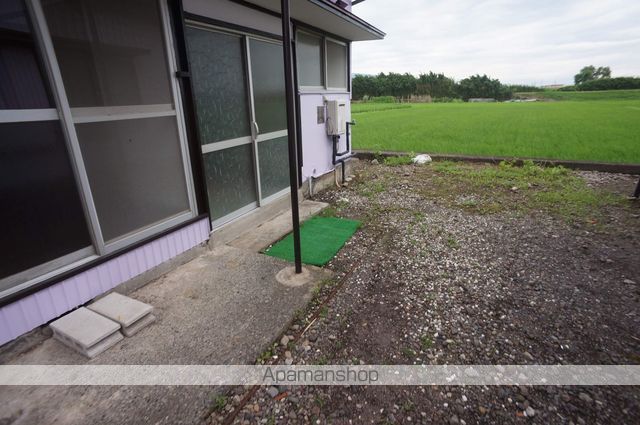 岳南電車 岳南富士岡駅 徒歩12分 1階建 築54年の玄関写真